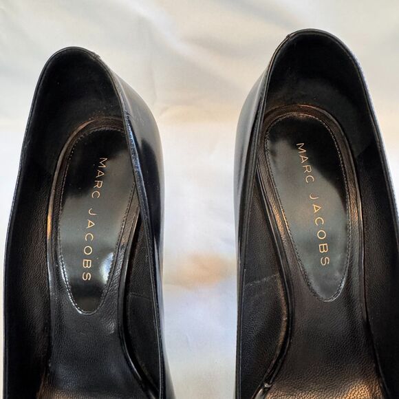 Marc Jacobs Women's Black Peep-Toe Heels Size 38.5 / US 8 - Picture 6 of 9